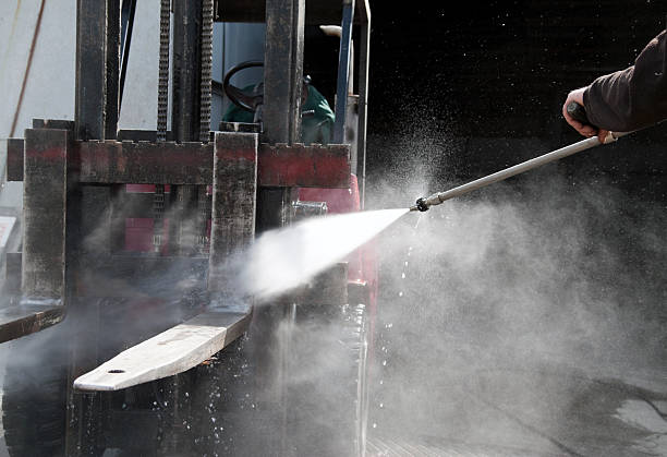 Best Sidewalk Pressure Washing  in North Ridgeville, OH